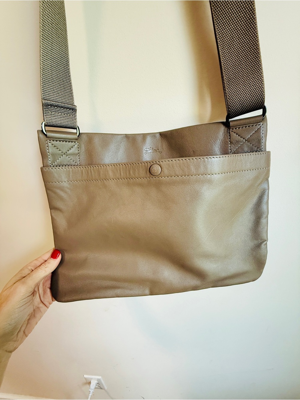 Longchamp leather crossbody Taupe Mushroom New Rare with tag and dustbag